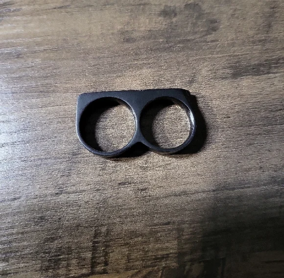 VITALY -  Black Double Finger Ring SIZE 8 And 9 - Picture 2 of 9